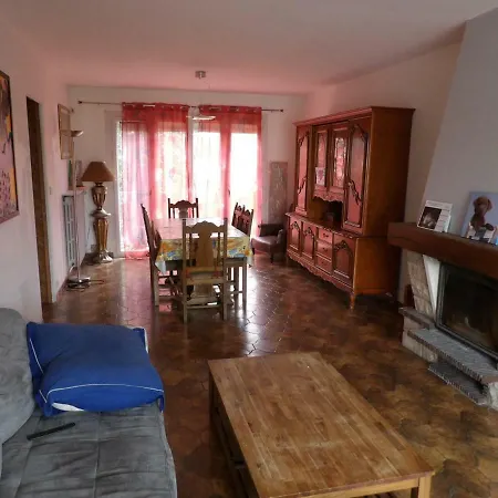 Nevenka & Margarita Διαμέρισμα Villeparisis